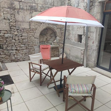 Studio De Charme, Au Calme Dans Le Vieux Chaumont Chaumont  Exterior photo