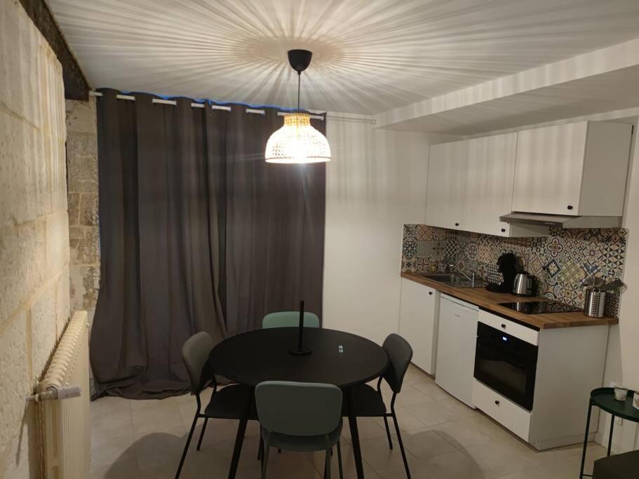 Studio De Charme, Au Calme Dans Le Vieux Chaumont Chaumont  Exterior photo